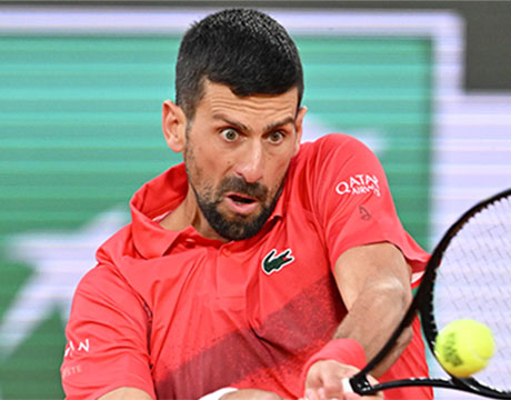 ジョコ 全仏OP4強、世界1位と激突へ